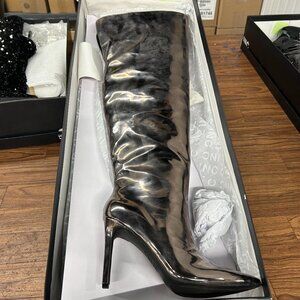 I.N.C. THIGHT HIGH HEELED BOOTS